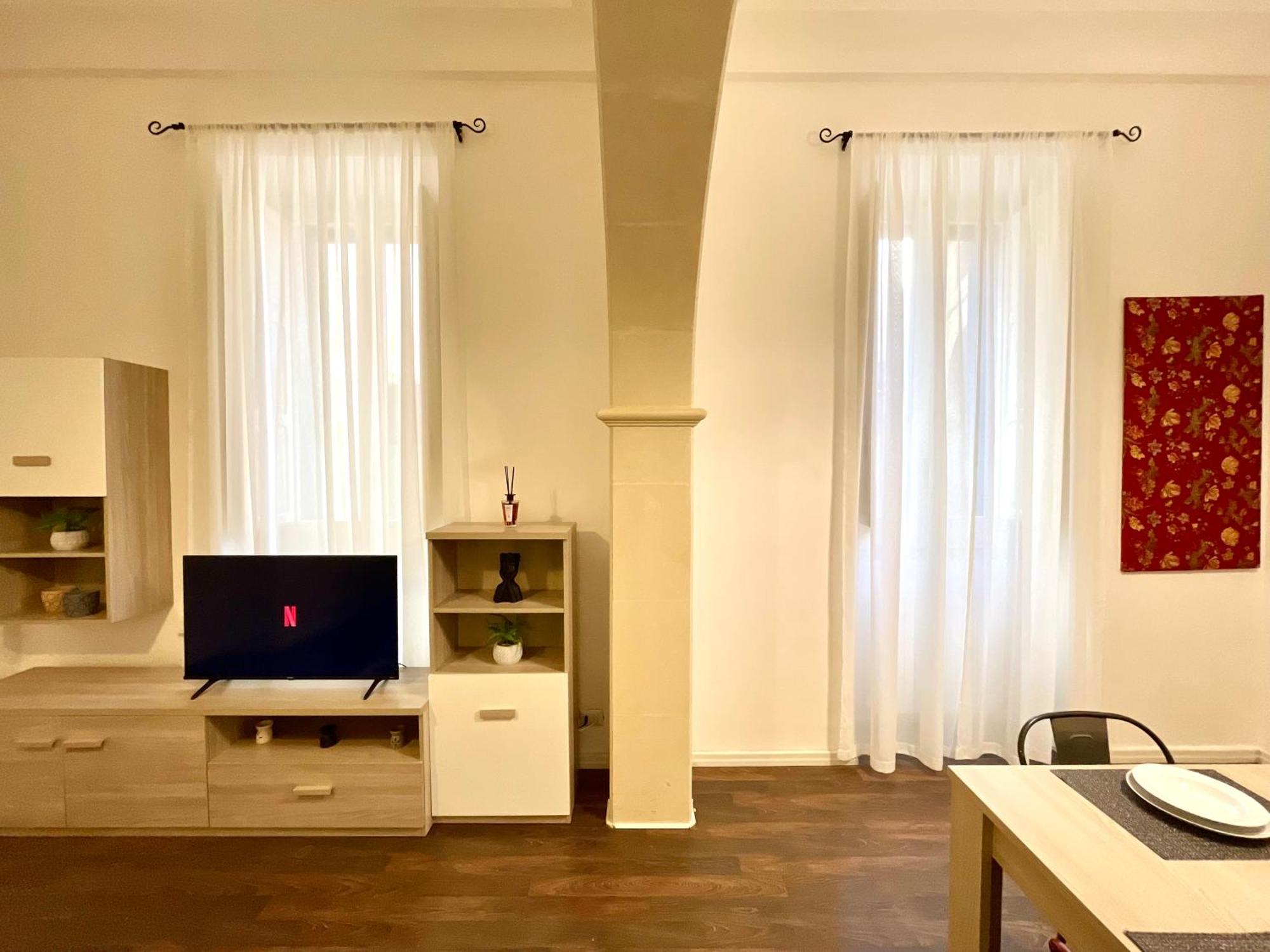 Santa Croce - Vivi Il Cuore Della Citta Apartment *