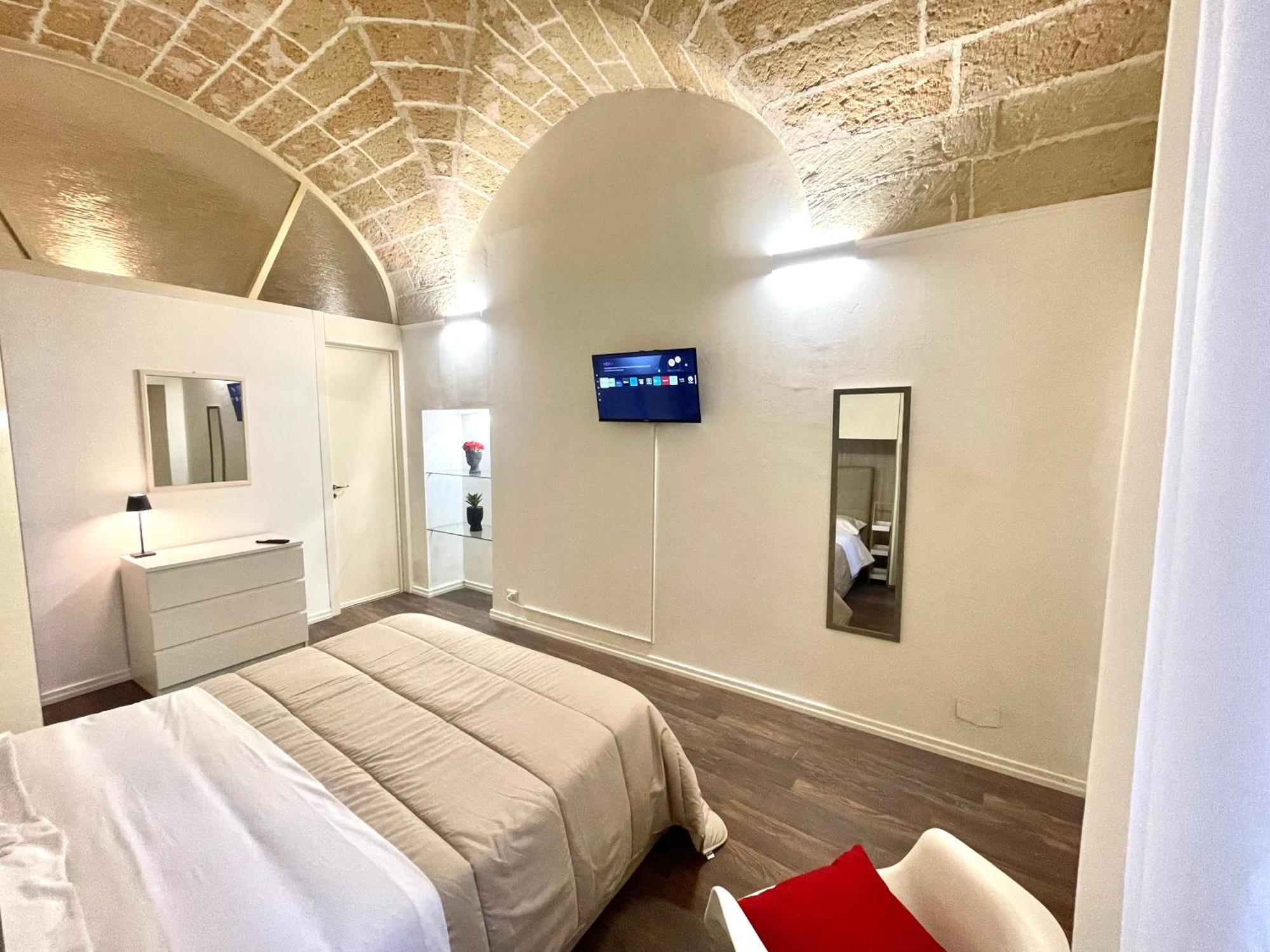 Apartment Santa Croce - Vivi Il Cuore Della Citta Lecce